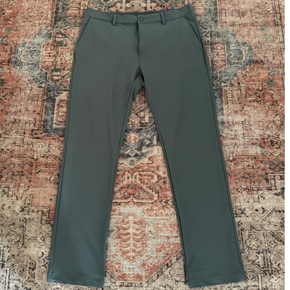 Greg Norman Shark Mens 34x32 Performance Golf Pants Slate Green Stretch Trousers